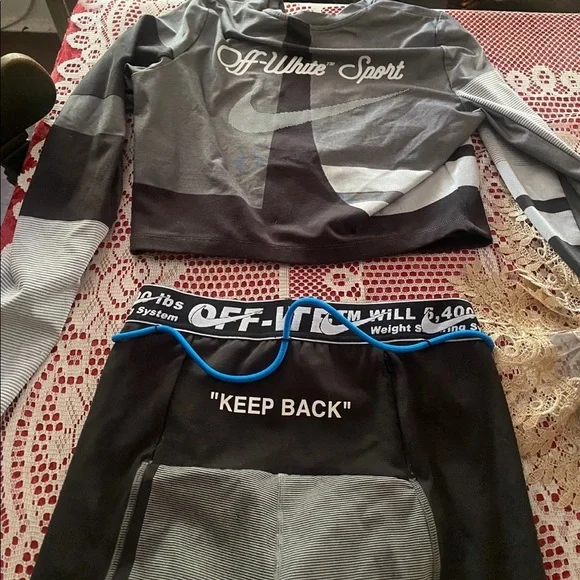 Off-White X Nike Womens set